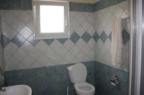 Bathroom1